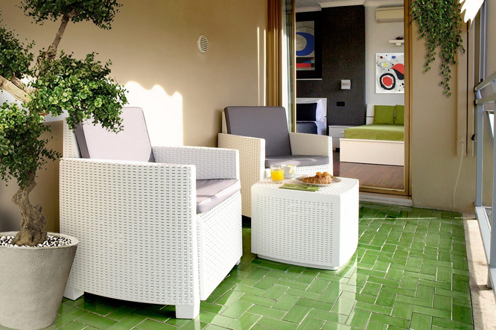 J24 B&B - bed & breakfast roma eur - Mirò - balcone camera tripla